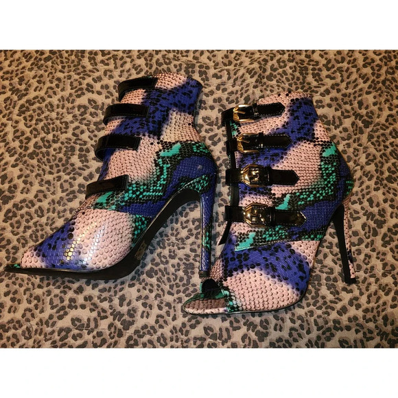 Women's Size US 6 Multicolor Snake Pattern Buckle Open Toe High Heels (SSS) - Picture 1 of 9